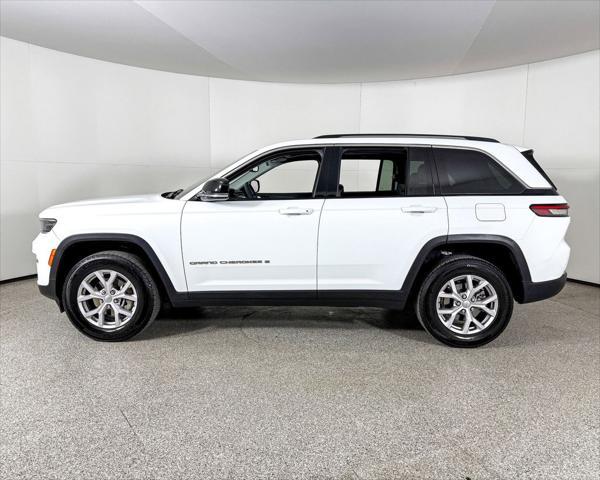 used 2022 Jeep Grand Cherokee car, priced at $34,000