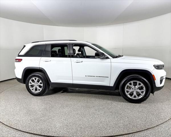 used 2022 Jeep Grand Cherokee car, priced at $34,000