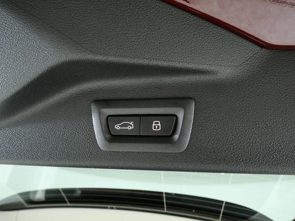 new 2026 BMW X7 car, priced at $94,985