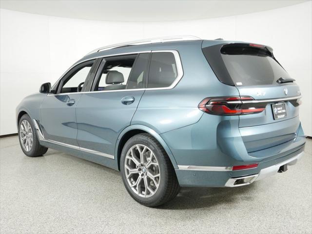 new 2025 BMW X7 car, priced at $93,635