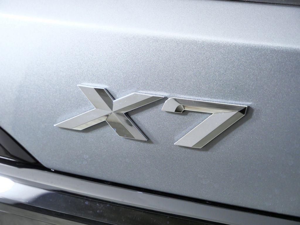new 2026 BMW X7 car, priced at $99,665