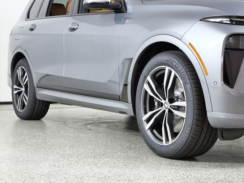 new 2026 BMW X7 car, priced at $99,665