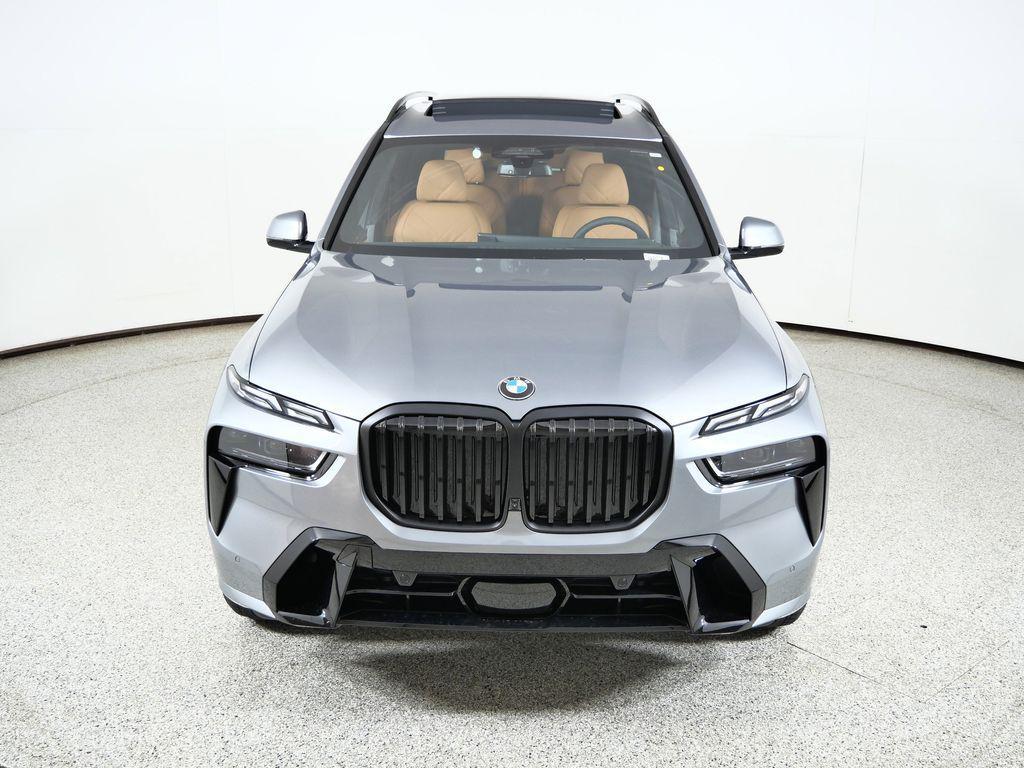 new 2026 BMW X7 car, priced at $99,665
