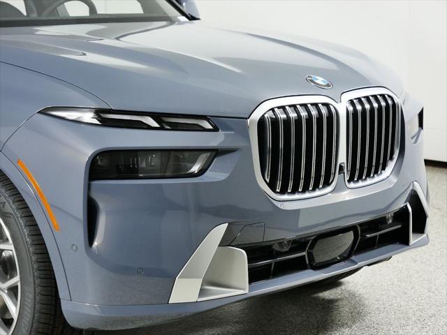 new 2025 BMW X7 car, priced at $95,585