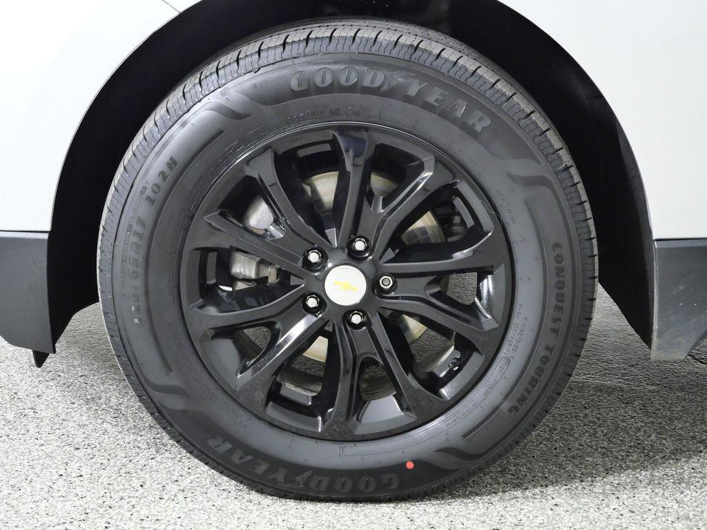 used 2021 Chevrolet Equinox car, priced at $13,600