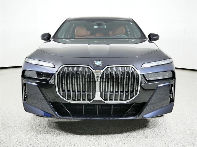 new 2024 BMW 760 car, priced at $134,495