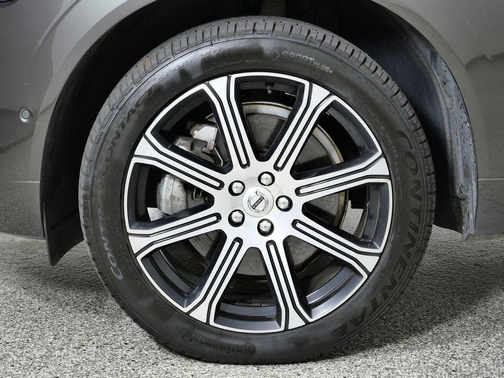 used 2021 Volvo XC60 Recharge Plug-In Hybrid car, priced at $24,000