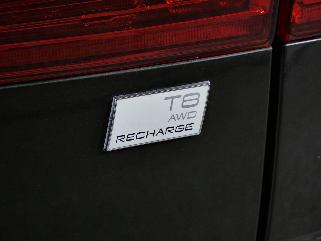 used 2021 Volvo XC60 Recharge Plug-In Hybrid car, priced at $24,000