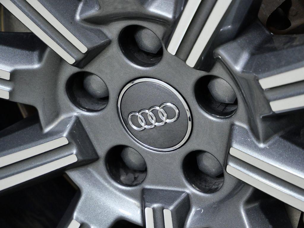 used 2019 Audi Q7 car, priced at $18,600