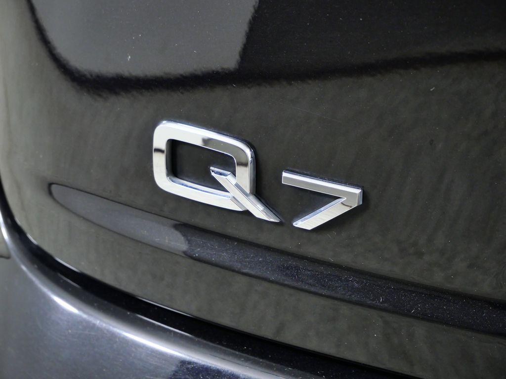 used 2019 Audi Q7 car, priced at $18,600