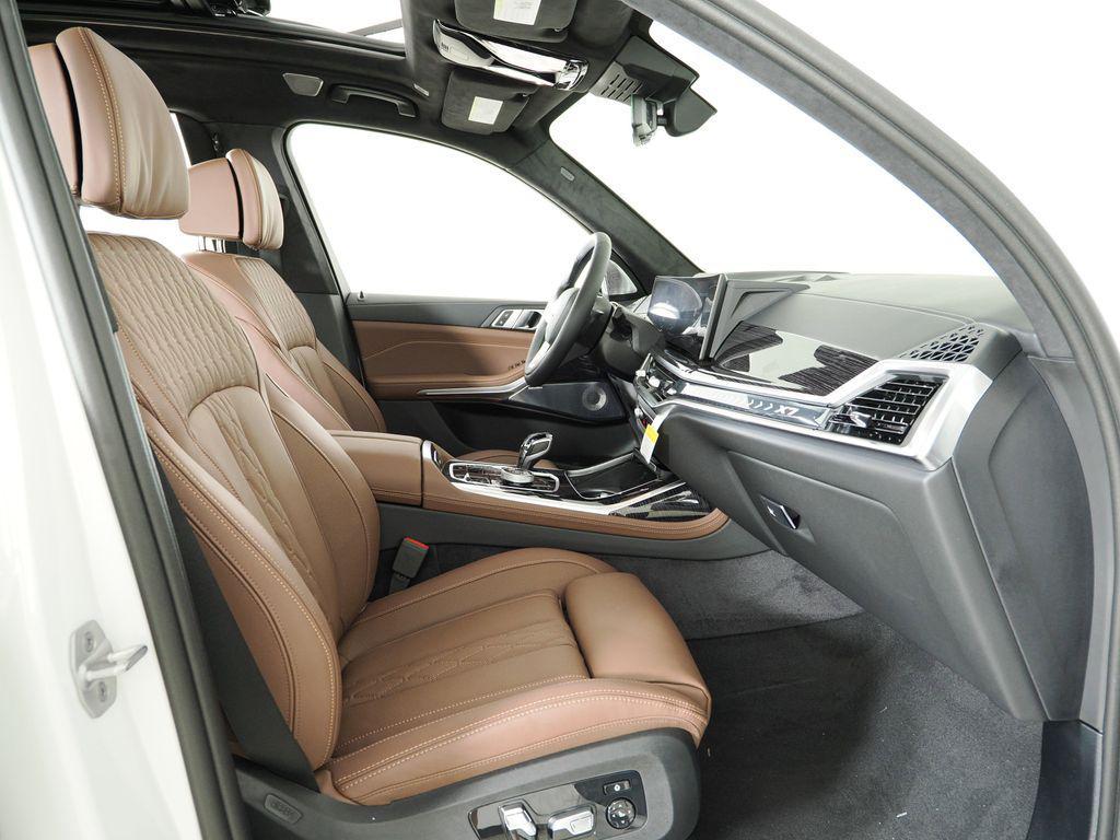 new 2026 BMW ALPINA XB7 car, priced at $161,125
