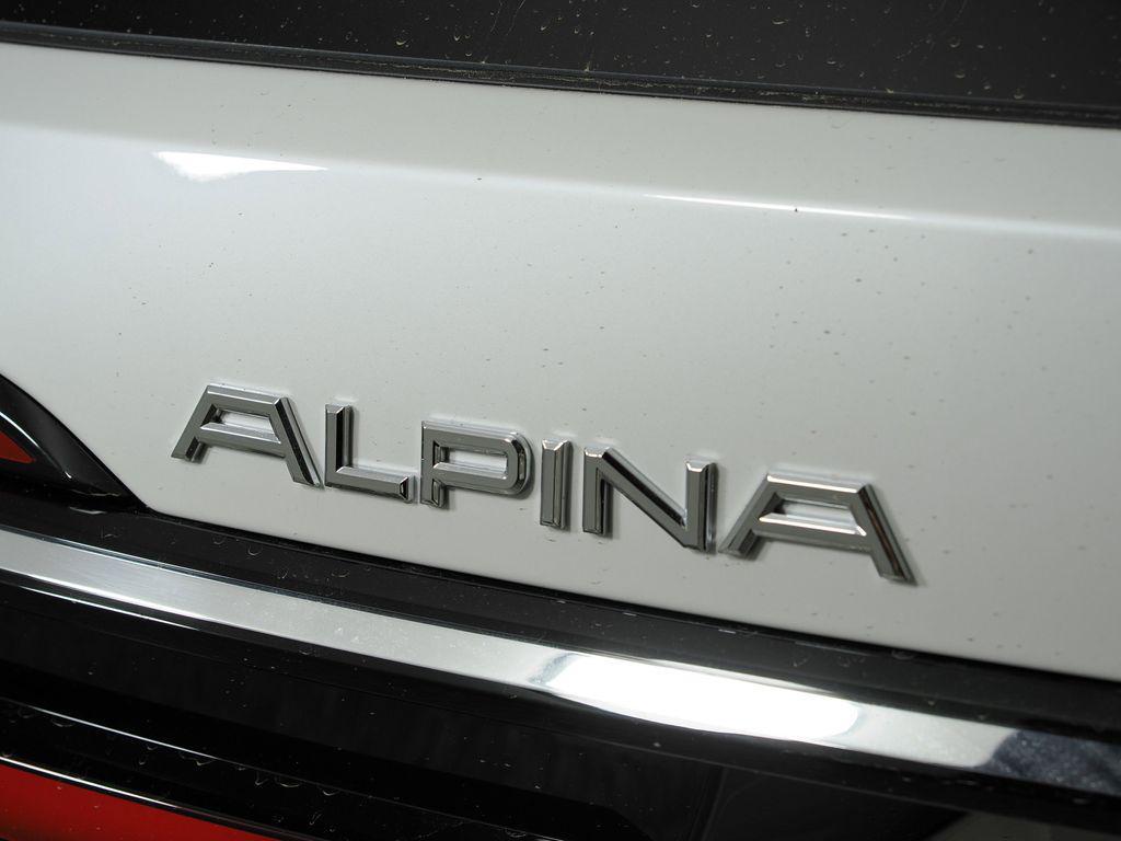 new 2026 BMW ALPINA XB7 car, priced at $161,125