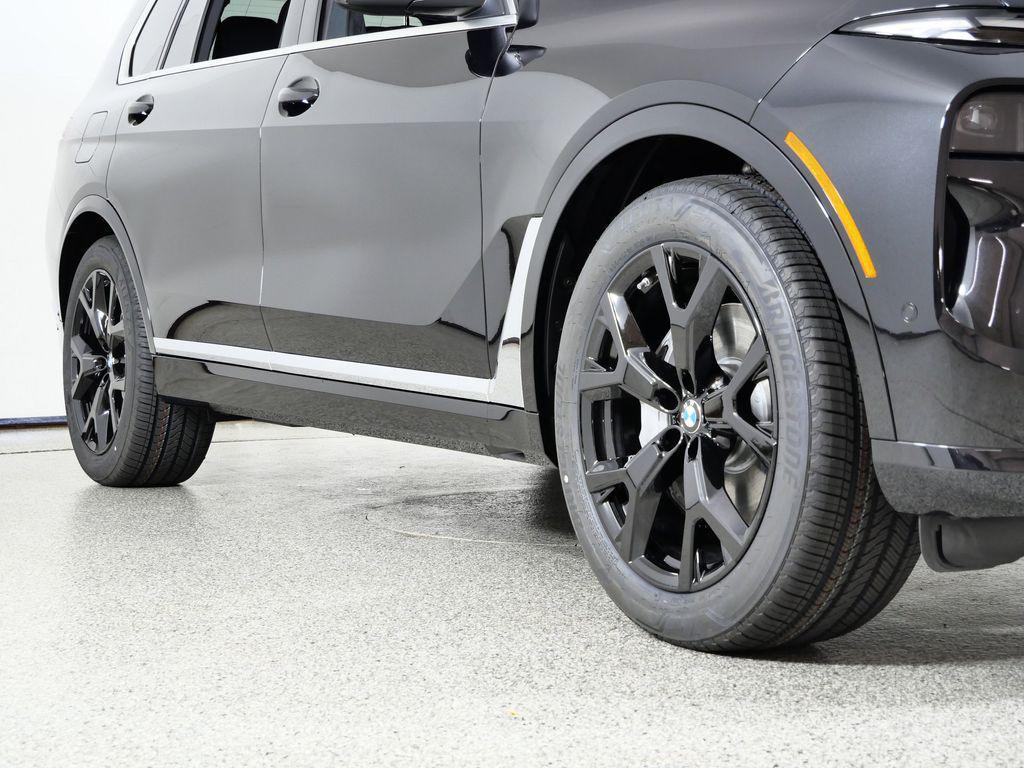 new 2026 BMW X7 car, priced at $96,415