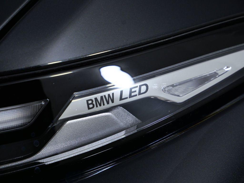 new 2026 BMW X7 car, priced at $96,415