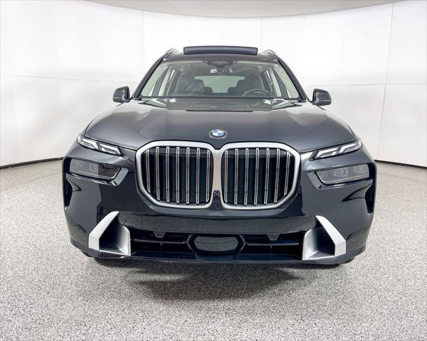 new 2025 BMW X7 car, priced at $93,485