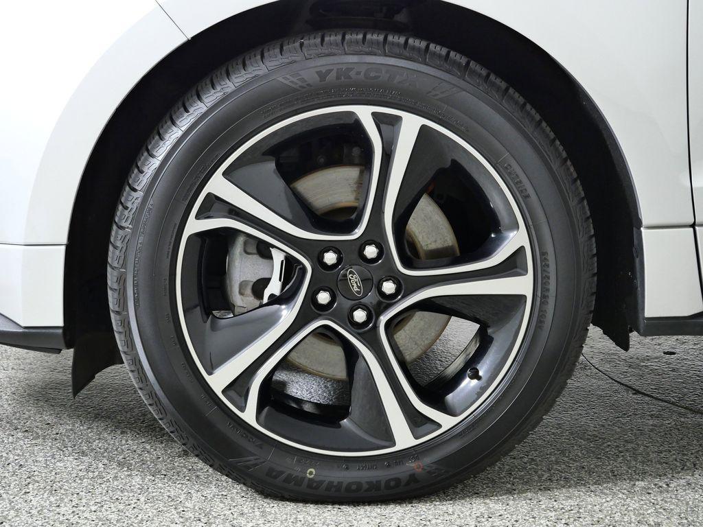 used 2019 Ford Edge car, priced at $17,000