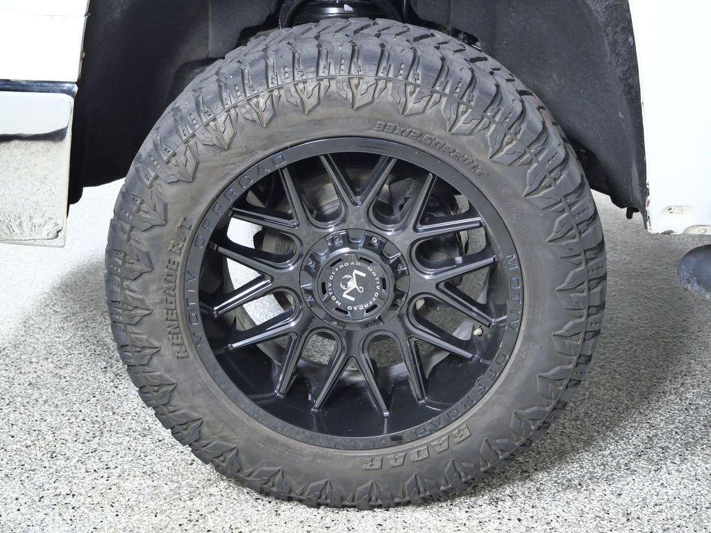 used 2014 Chevrolet Silverado 1500 car, priced at $13,000