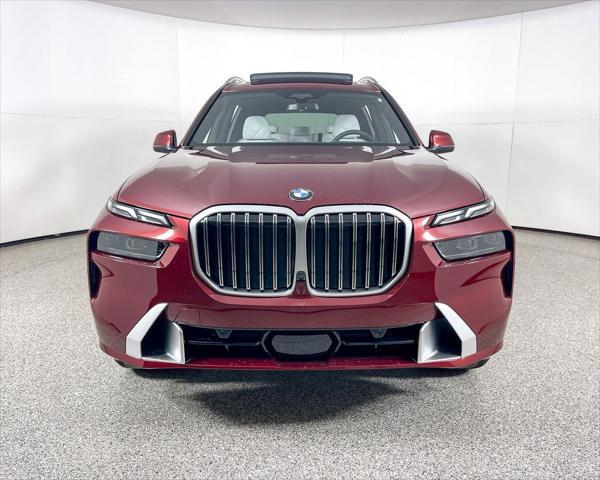 new 2025 BMW X7 car, priced at $95,735