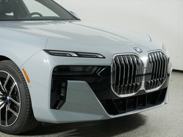 new 2024 BMW 760 car, priced at $124,045