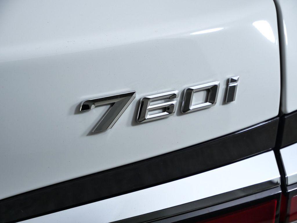 new 2025 BMW 760 car, priced at $127,325