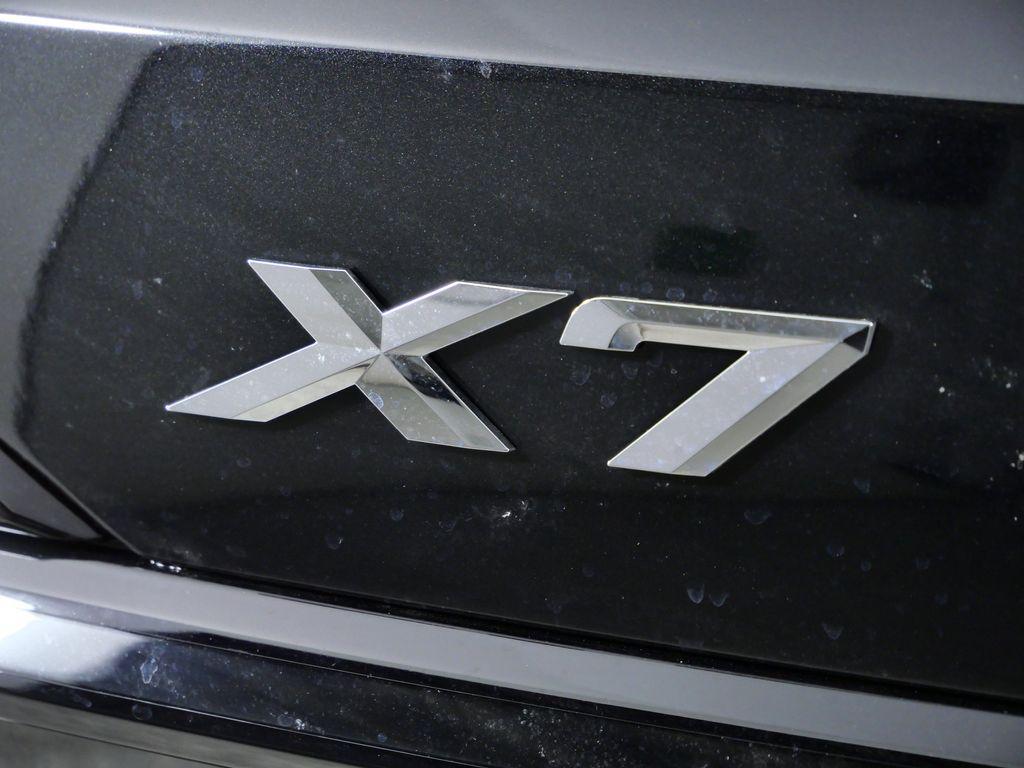 new 2026 BMW X7 car, priced at $100,915