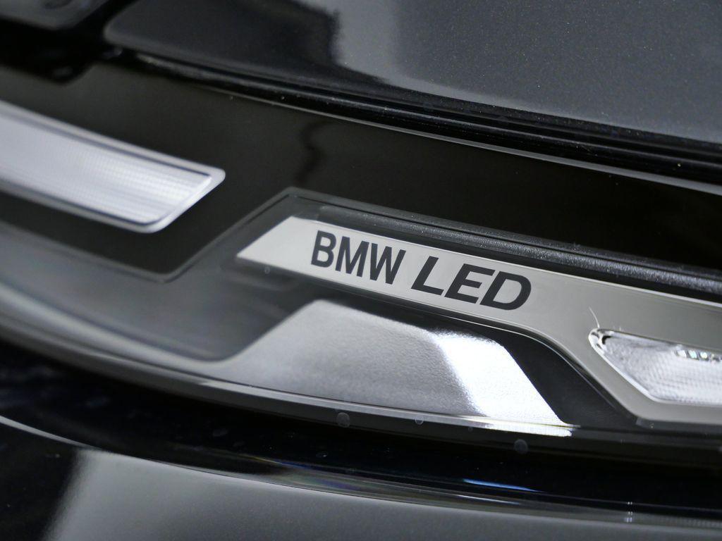 new 2026 BMW X7 car, priced at $100,915