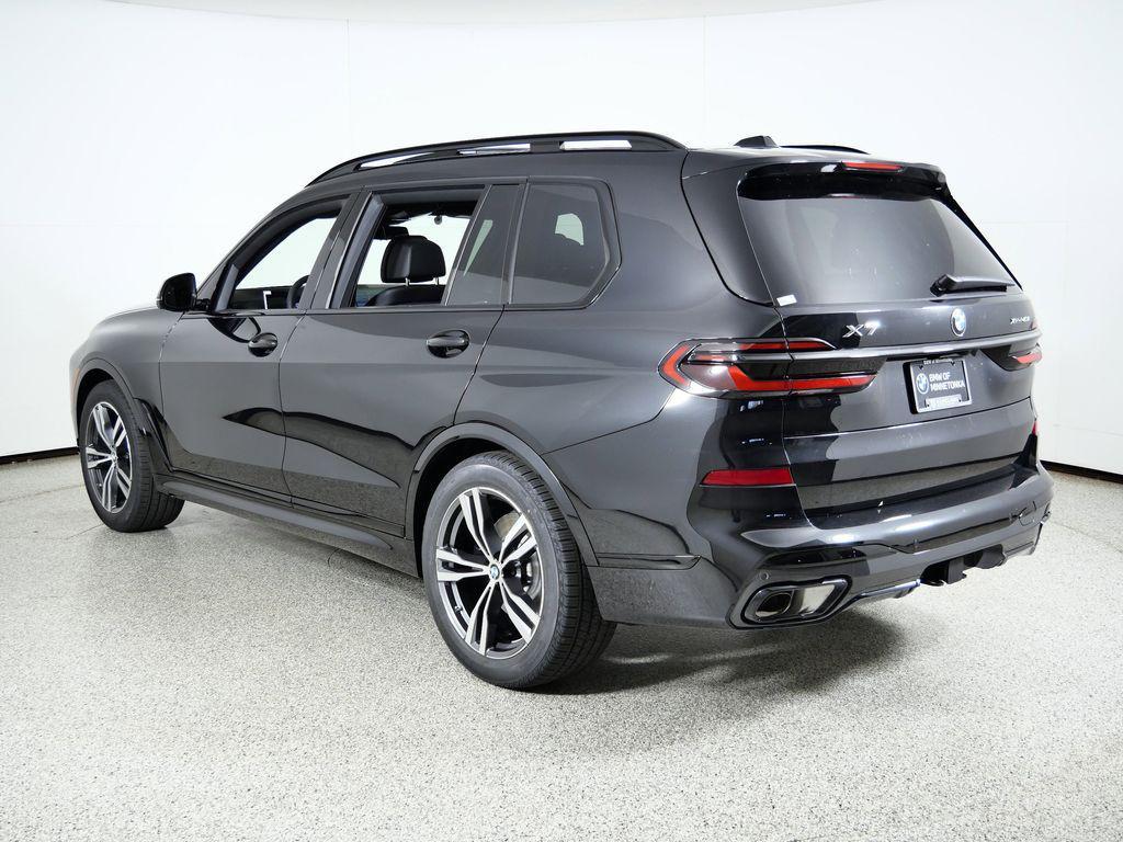 new 2026 BMW X7 car, priced at $100,915