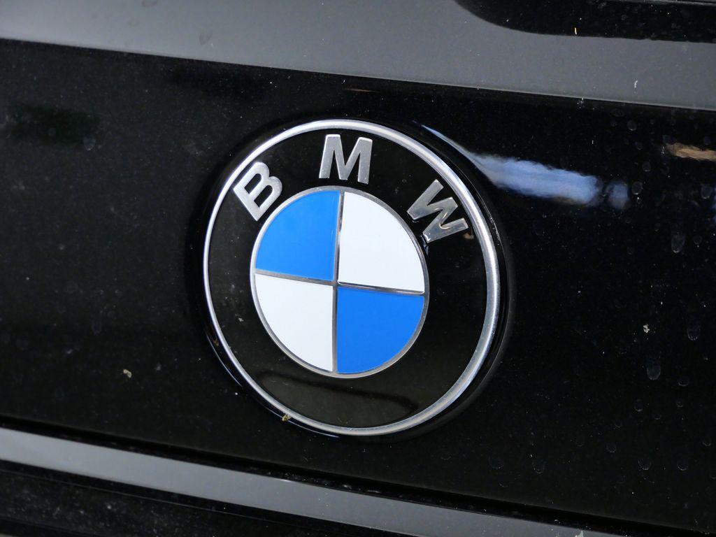 new 2026 BMW X7 car, priced at $100,915