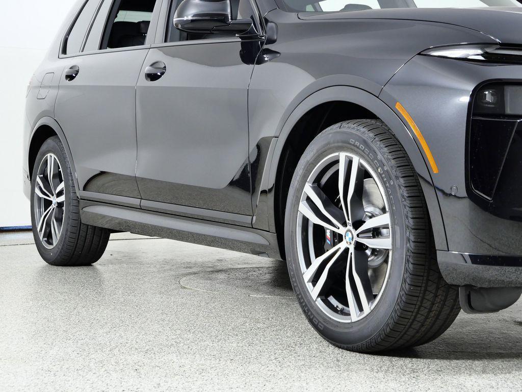 new 2026 BMW X7 car, priced at $100,915