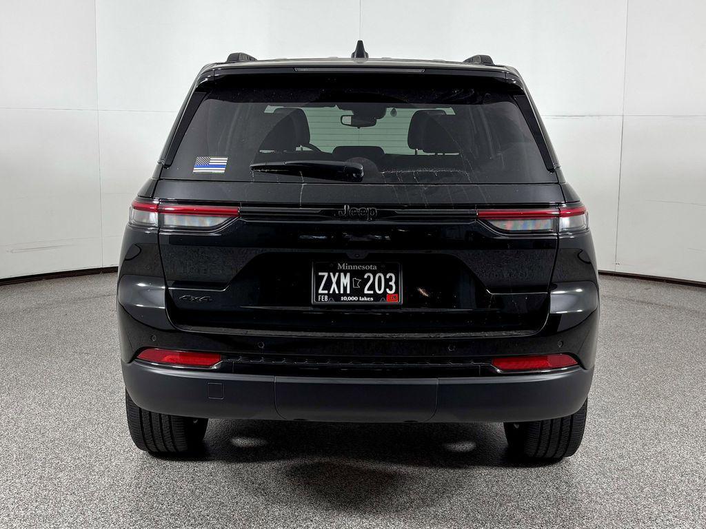used 2024 Jeep Grand Cherokee car, priced at $36,800