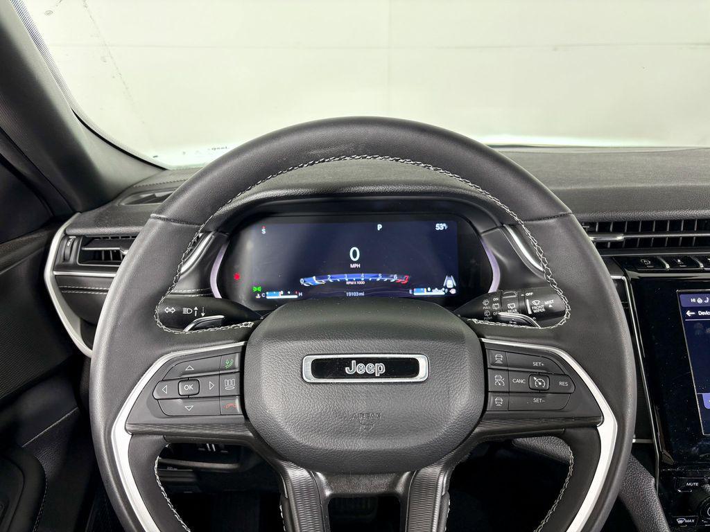 used 2024 Jeep Grand Cherokee car, priced at $36,800