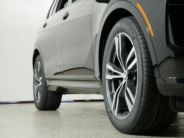 new 2026 BMW X7 car, priced at $100,915