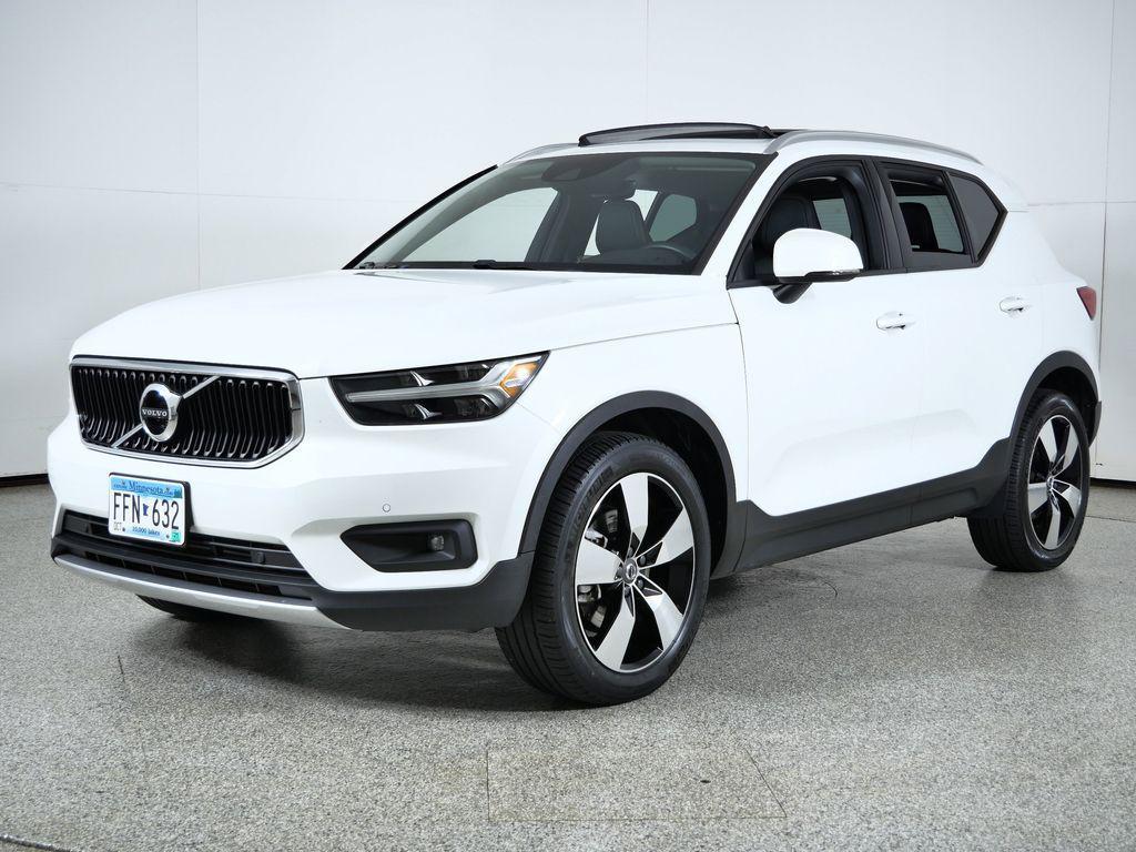 used 2021 Volvo XC40 car, priced at $27,600