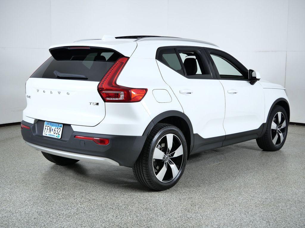 used 2021 Volvo XC40 car, priced at $27,600