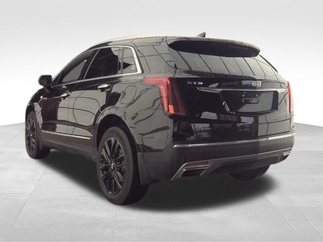 used 2021 Cadillac XT5 car, priced at $31,824