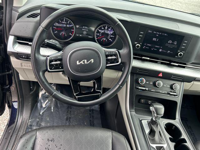 used 2024 Kia Carnival car, priced at $32,513