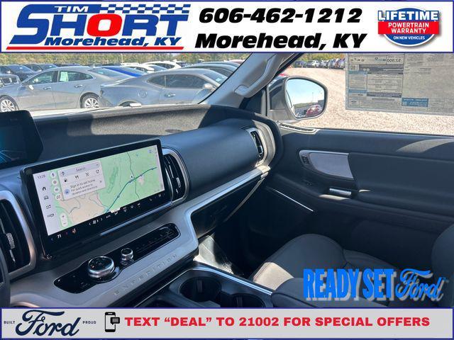 new 2025 Ford Expedition Max car, priced at $72,616