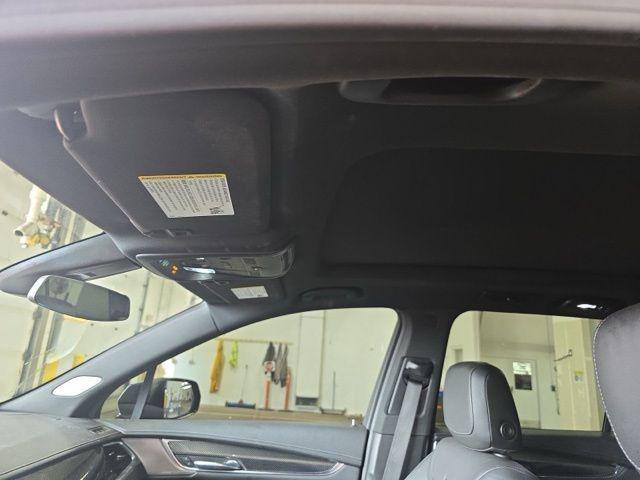 used 2023 Cadillac XT6 car, priced at $42,908