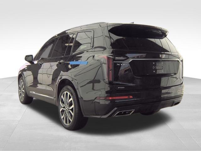 used 2023 Cadillac XT6 car, priced at $42,908