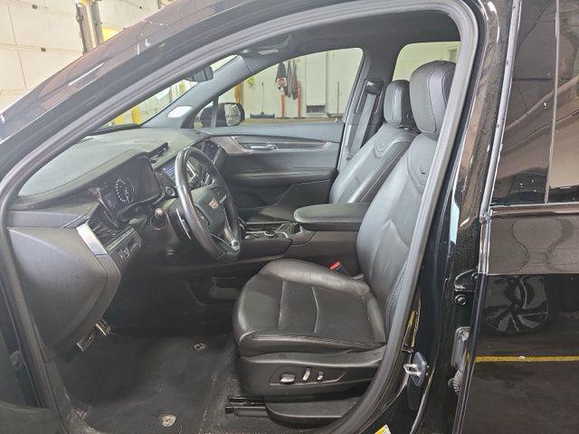 used 2023 Cadillac XT6 car, priced at $42,908