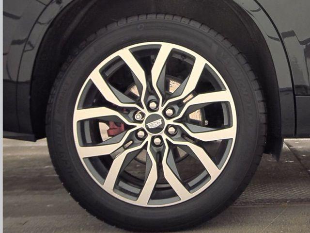 used 2023 Cadillac XT6 car, priced at $42,908