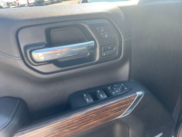 used 2022 Chevrolet Silverado 1500 car, priced at $43,986