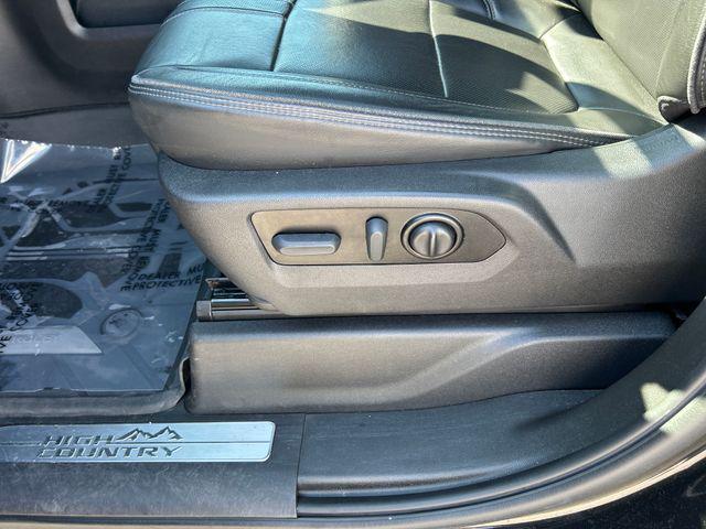 used 2022 Chevrolet Silverado 1500 car, priced at $43,986