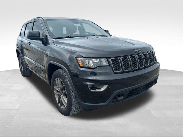 used 2016 Jeep Grand Cherokee car, priced at $12,108