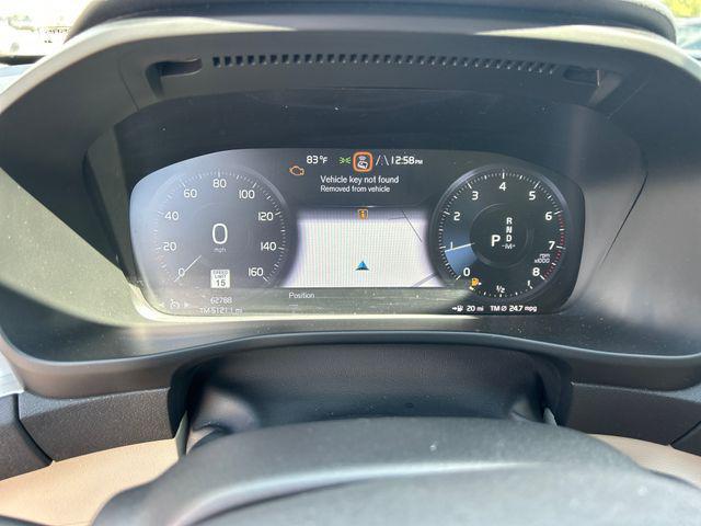 used 2021 Volvo XC40 car, priced at $21,585