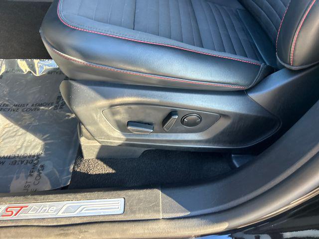 used 2025 Ford Explorer car, priced at $42,744