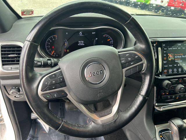 used 2022 Jeep Grand Cherokee car, priced at $28,899