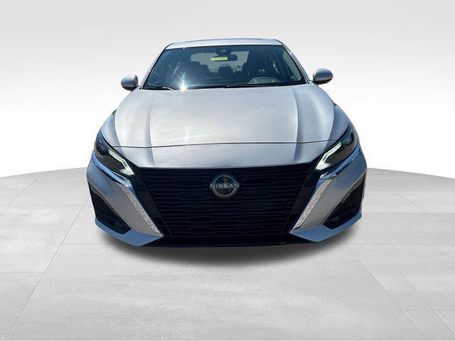 used 2023 Nissan Altima car, priced at $22,970