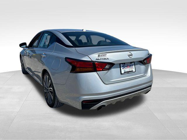 used 2023 Nissan Altima car, priced at $22,970
