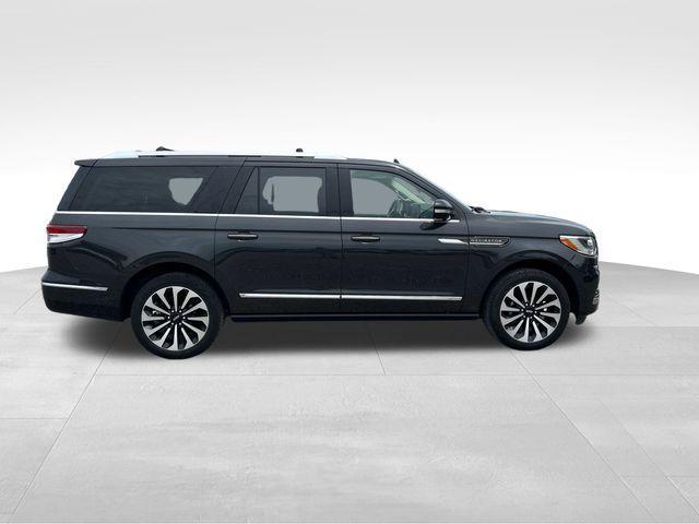 used 2024 Lincoln Navigator car, priced at $79,908